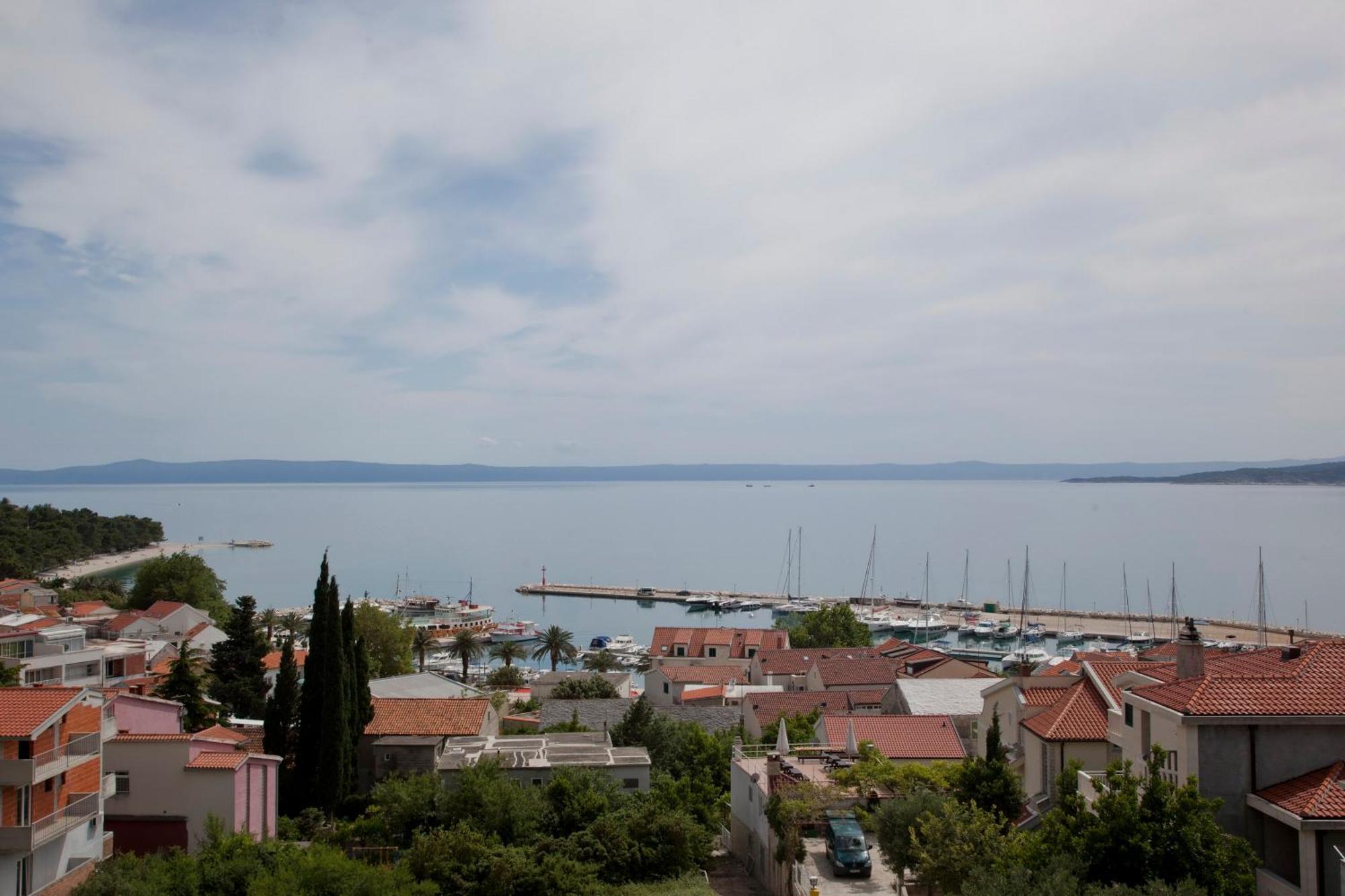 Apartments Irma Baška Voda Exterior foto